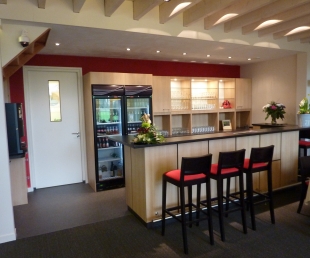 Inrichting clubgebouw